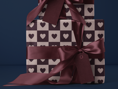 Papier Cadeau Cœur à Carreaux | Motif de Cœurs Géométriques Avoine Clair & Prune Intense