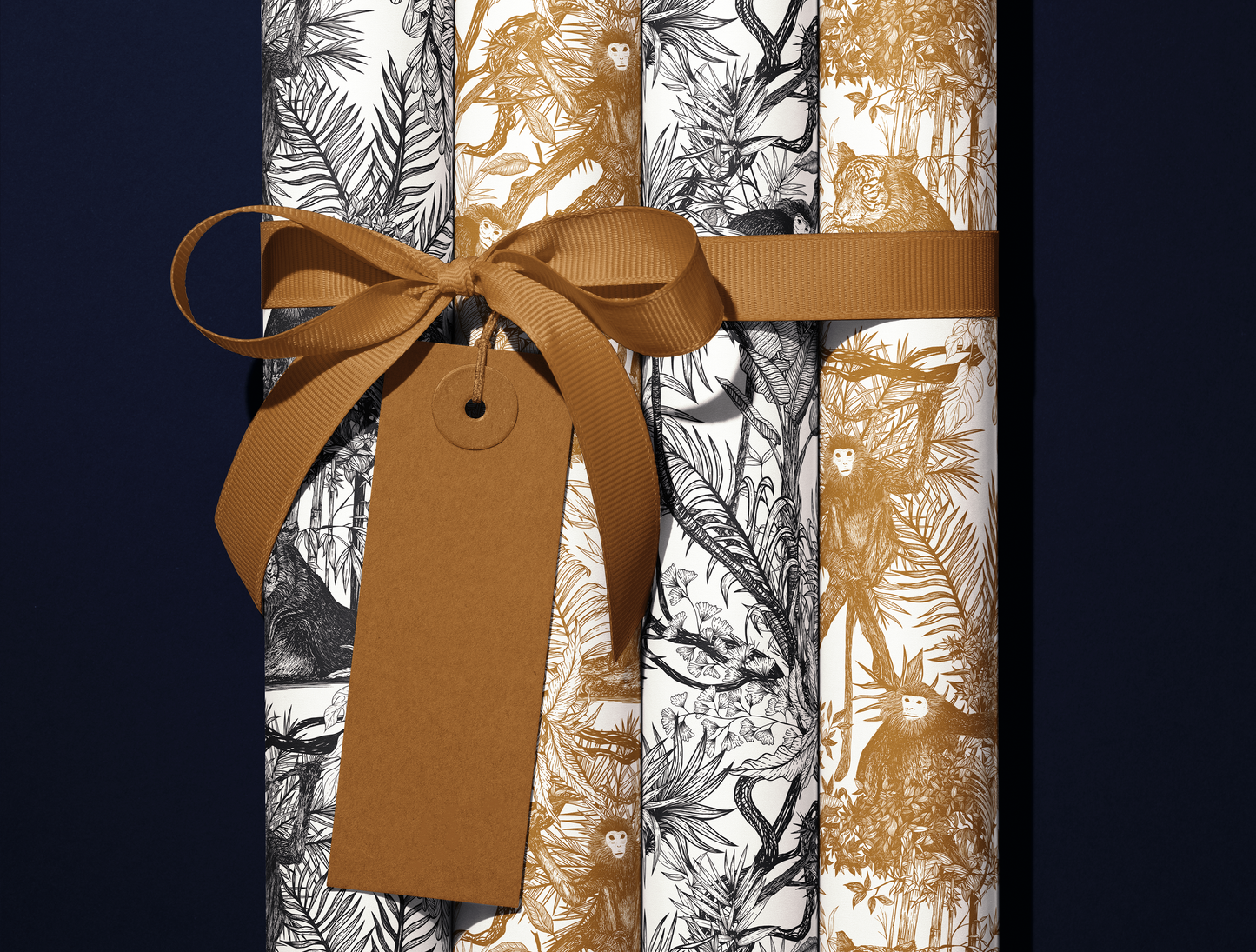 Papier Cadeau Toile de Jouy Or Antique | Illustrations Jungle Exotique Dessinées à la Main