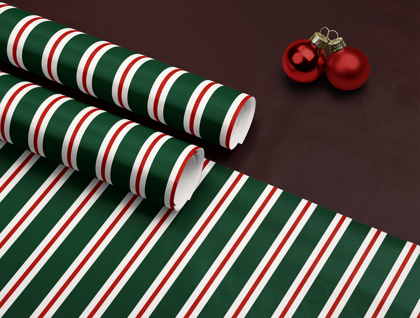 Papier cadeau de Noël à rayures rétro | Motif rayures vertes et rouges vintage